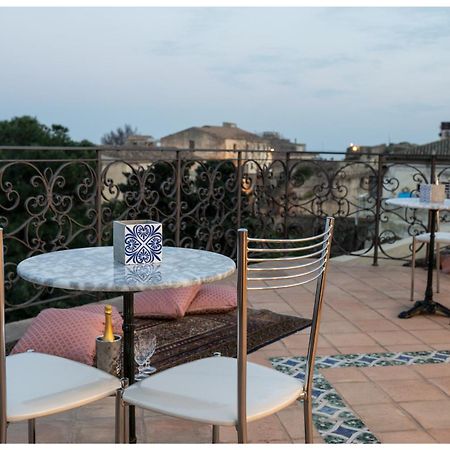 Boutique - Lodge & Suites Кротоне Екстер'єр фото